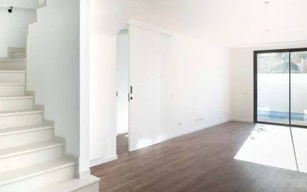 Moradia T3 para Venda em Moncarapacho e Fuseta