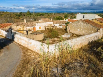 Moradia T6 para Venda em Algoz e Tunes