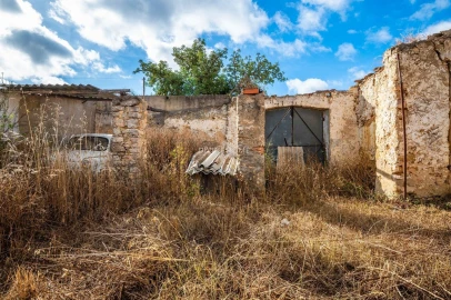 Moradia T6 para Venda em Algoz e Tunes