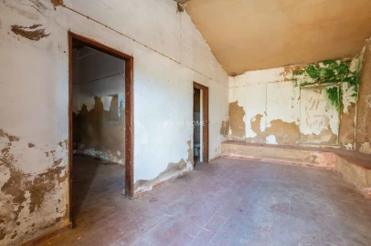 Moradia T6 para Venda em Algoz e Tunes