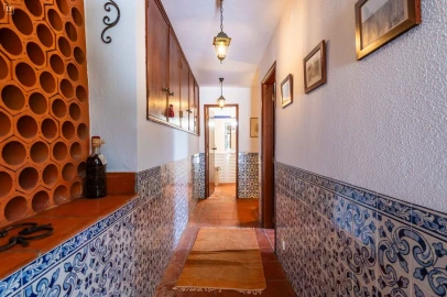 Moradia T5 para Venda em Moncarapacho e Fuseta