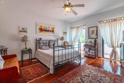 Moradia T5 para Venda em Moncarapacho e Fuseta