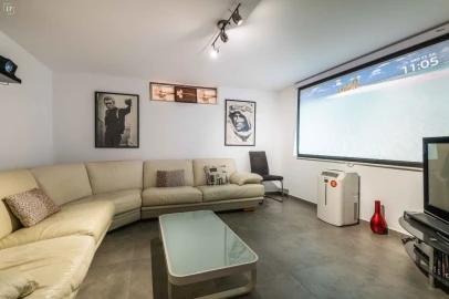 Moradia T4 para Venda em Moncarapacho e Fuseta