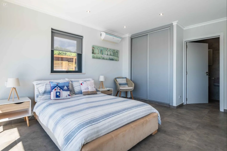 Moradia T4 para Venda em Moncarapacho e Fuseta Foto 13