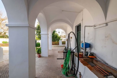 Moradia T6 para Venda em Santo Agostinho e São João Baptista e Santo Amador