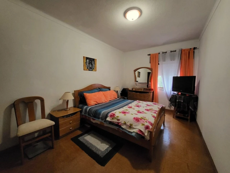 Apartamento T3 para Venda em São Bartolomeu de Messines Foto 10