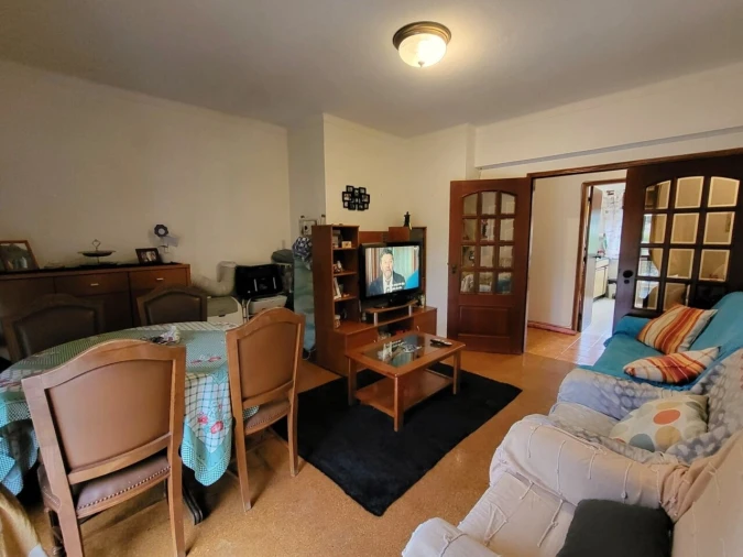 Apartamento T3 para Venda em São Bartolomeu de Messines Foto 2