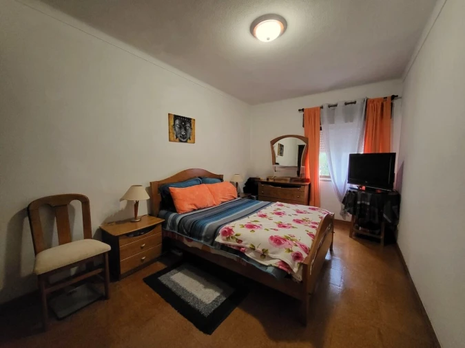 Apartamento T3 para Venda em São Bartolomeu de Messines Foto 10