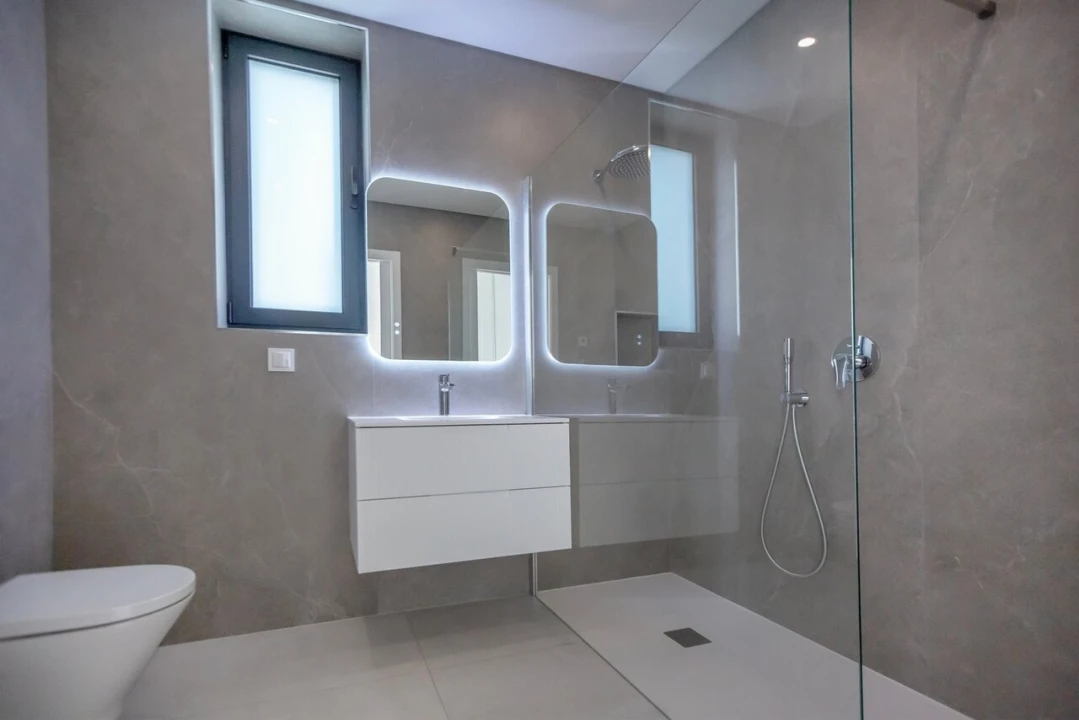 Moradia T4 para Venda em Albufeira e Olhos de Água Foto 19