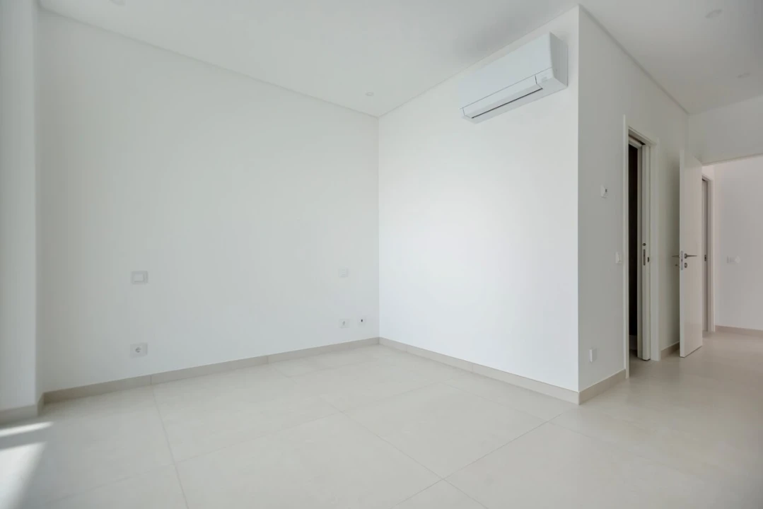 Moradia T4 para Venda em Albufeira e Olhos de Água Foto 20