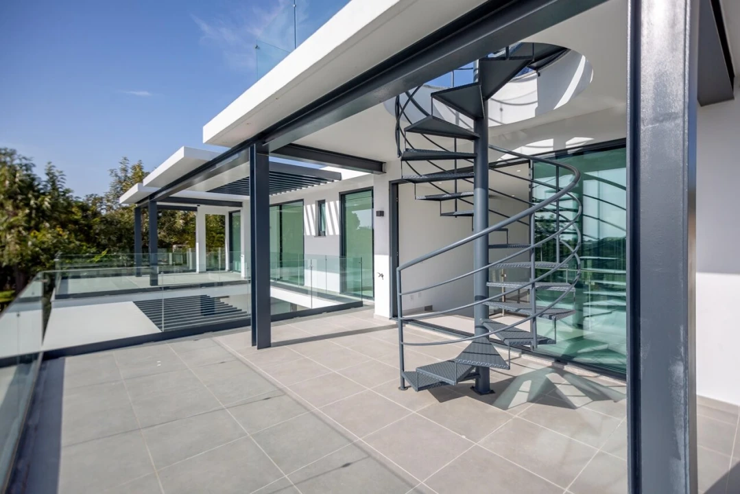 Moradia T4 para Venda em Albufeira e Olhos de Água Foto 28