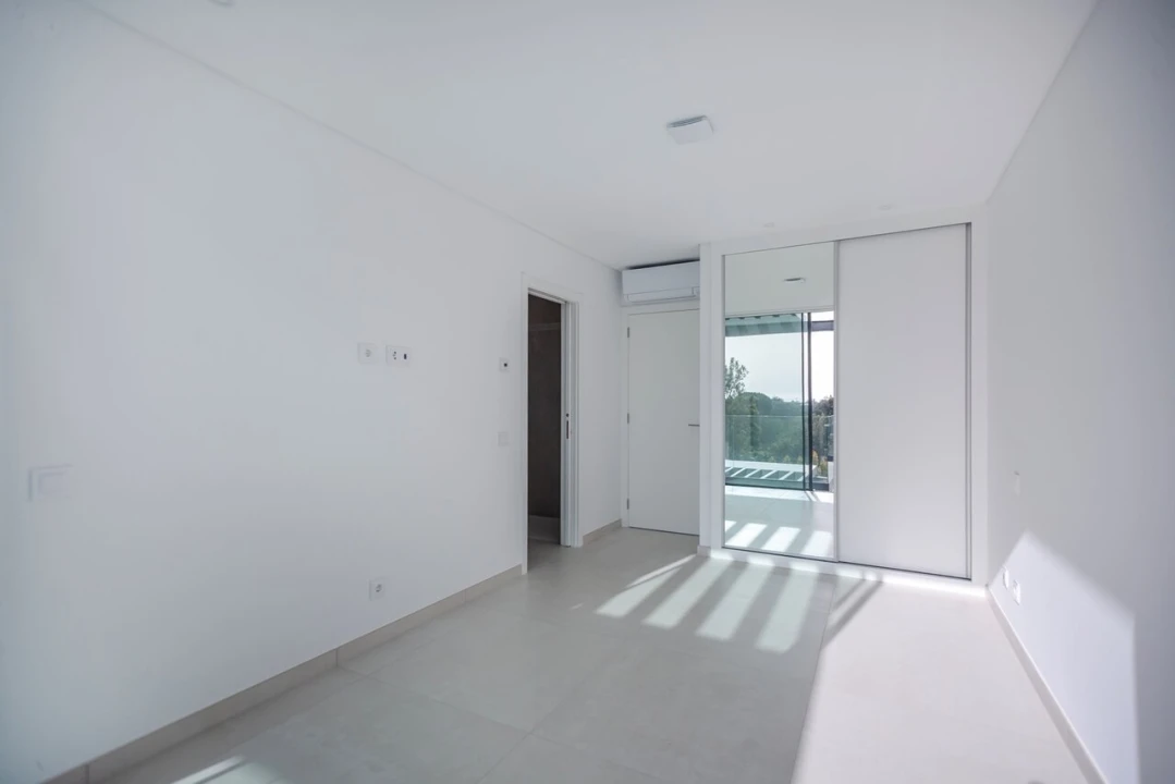 Moradia T4 para Venda em Albufeira e Olhos de Água Foto 39