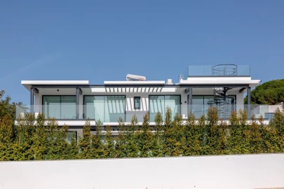 Moradia T4 para Venda em Albufeira e Olhos de Água