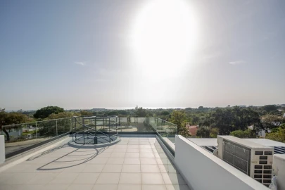 Moradia T4 para Venda em Albufeira e Olhos de Água