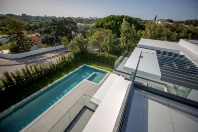 Moradia T4 para Venda em Albufeira e Olhos de Água