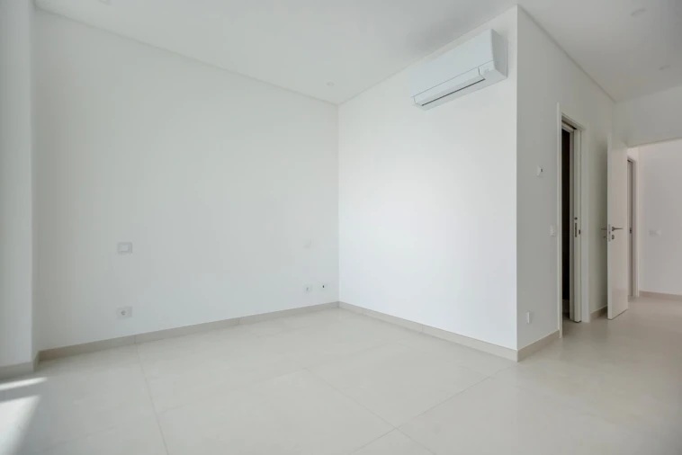 Moradia T4 para Venda em Albufeira e Olhos de Água Foto 20