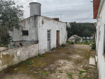 Quinta T2 para Venda em Santa Clara-A-Nova e Gomes Aires