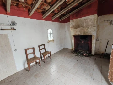 Quinta T2 para Venda em Santa Clara-A-Nova e Gomes Aires