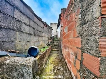 Moradia T1 para Venda em Benquerenças