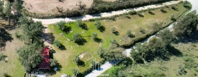 Terreno para Venda em Freixial e Juncal do Campo
