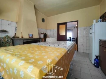 Moradia T5 para Venda em Ladoeiro