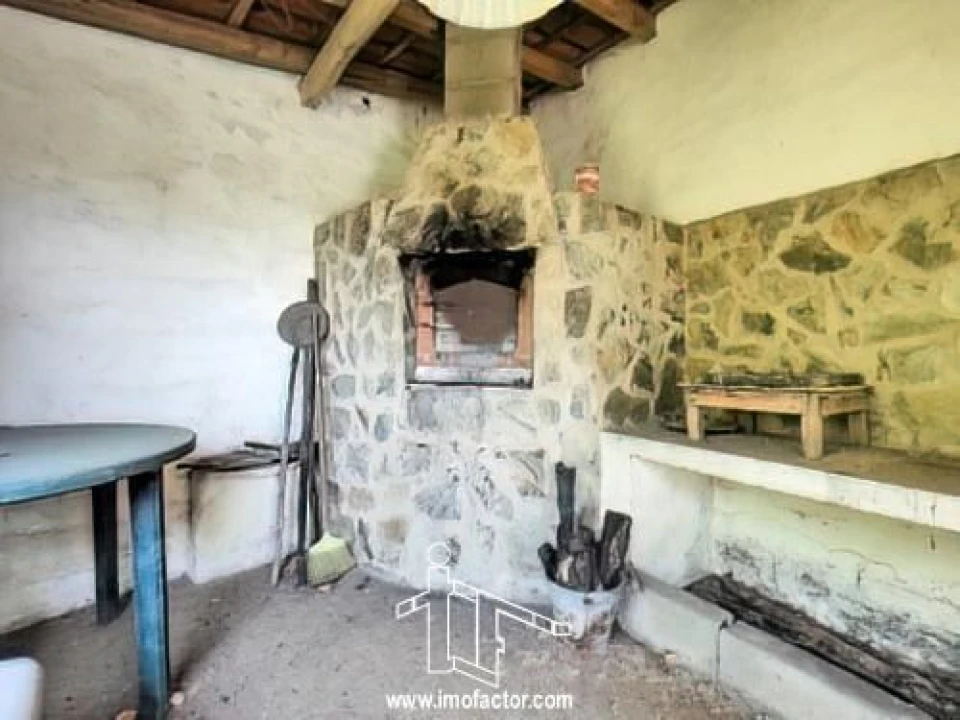 Quinta T1 para Venda em Freixial e Juncal do Campo Foto 18