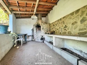 Quinta T1 para Venda em Freixial e Juncal do Campo