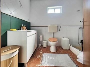 Quinta T1 para Venda em Freixial e Juncal do Campo