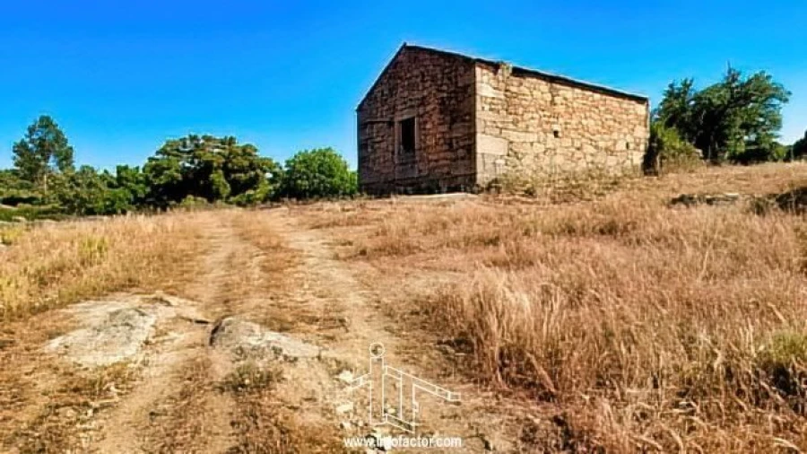 Quinta T0 para Venda em Idanha-A-Nova e Alcafozes Foto 4