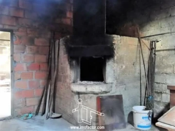 Quinta T0 para Venda em Freixial e Juncal do Campo