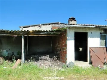Quinta T0 para Venda em Freixial e Juncal do Campo