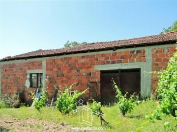 Quinta T0 para Venda em Freixial e Juncal do Campo