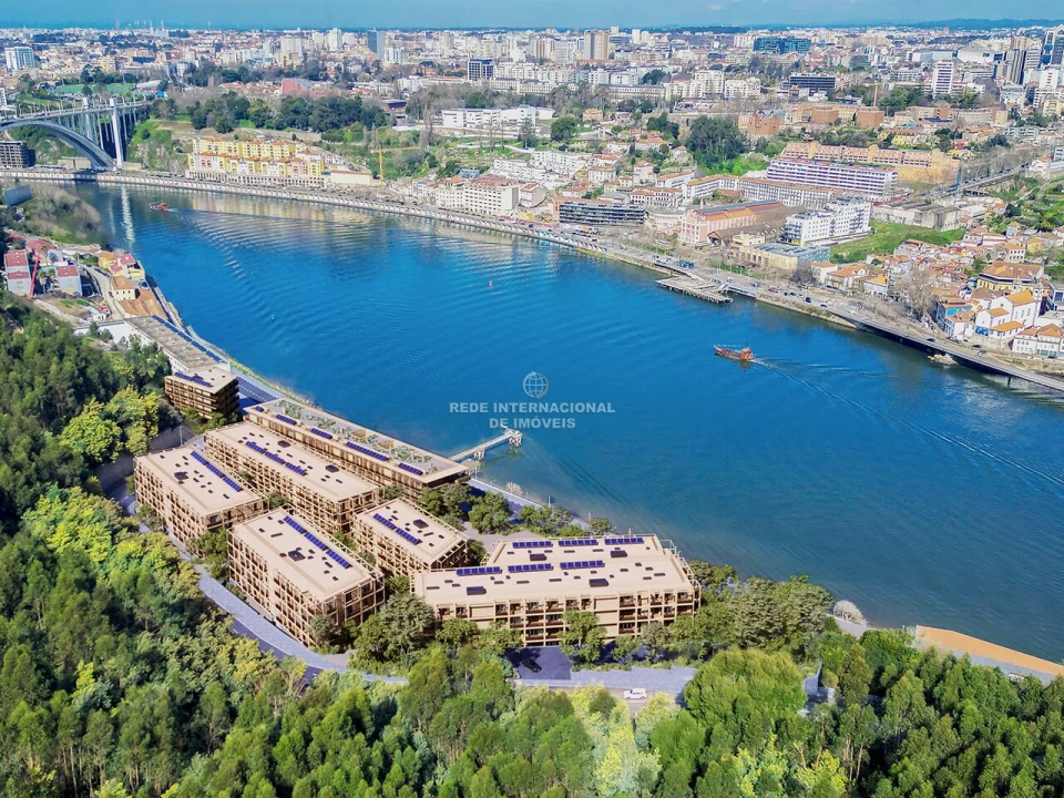 Apartamento T2 para Venda em Santa Marinha e São Pedro da Afurada Foto 1