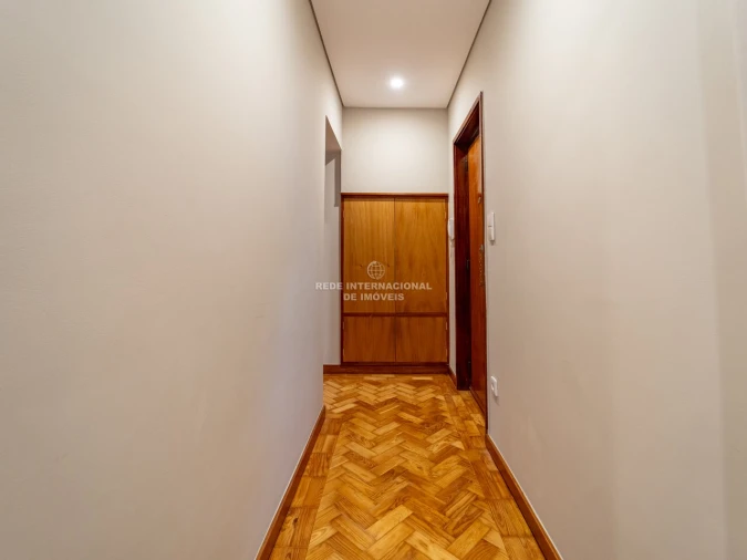 Apartamento T4 para Venda em Mafamude e Vilar do Paraíso Foto 18