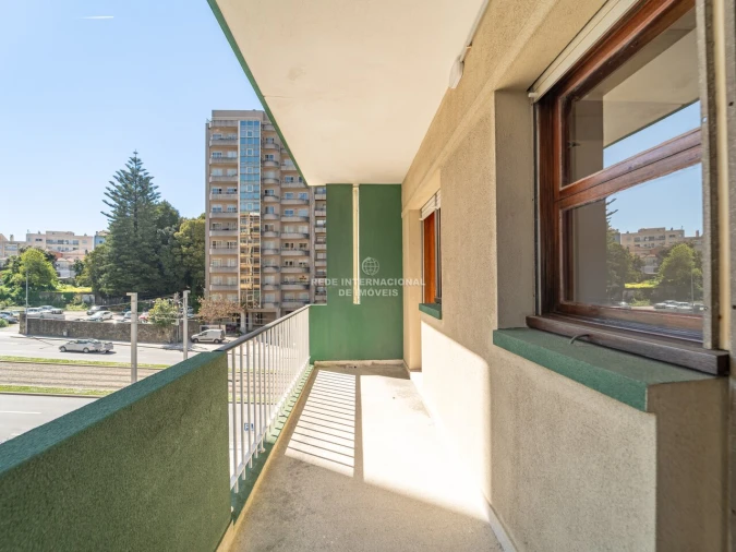 Apartamento T4 para Venda em Mafamude e Vilar do Paraíso Foto 8
