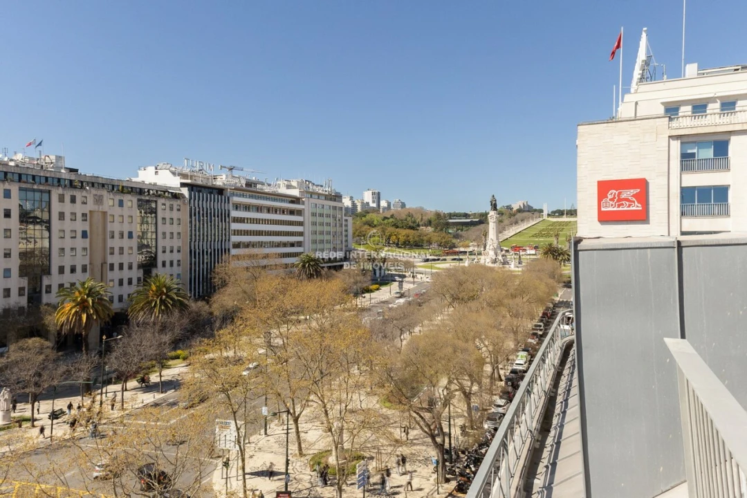 Apartamento T3 para Venda em Santo António Foto 29