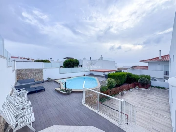 Moradia T5 para Venda em Ericeira