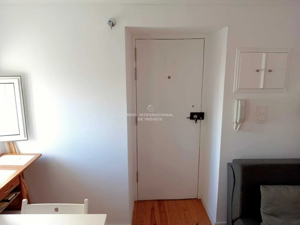 Apartamento T1 para Venda em Misericórdia Foto 4