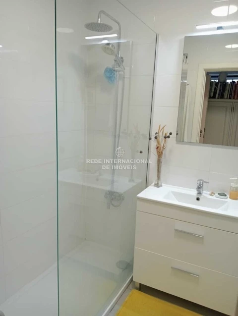 Apartamento T1 para Venda em Misericórdia