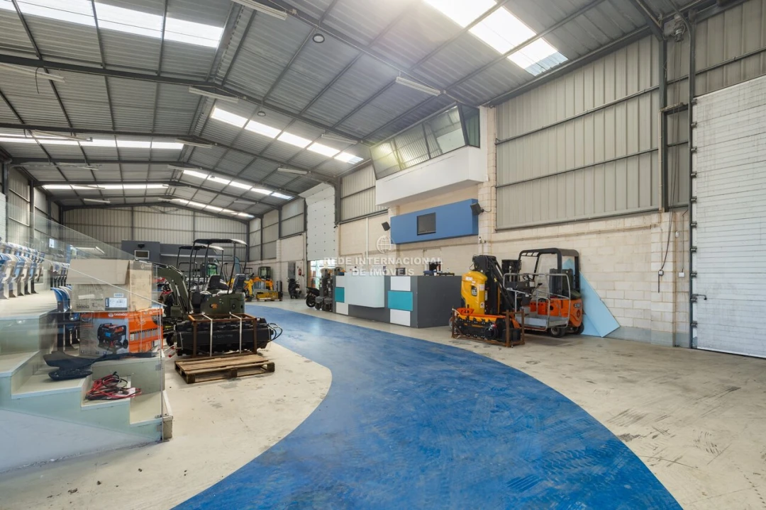 Armazém para Venda em Aveiras de Cima Foto 26