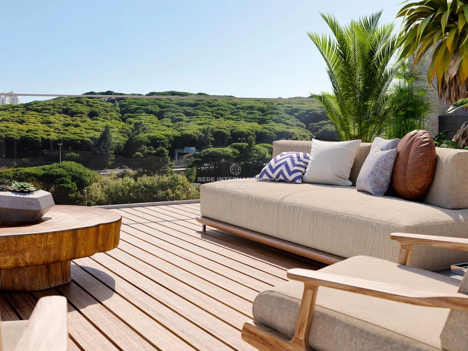 Apartamento T4 para Venda em Algés, Linda-A-Velha e Cruz Quebrada-Dafundo Foto 3