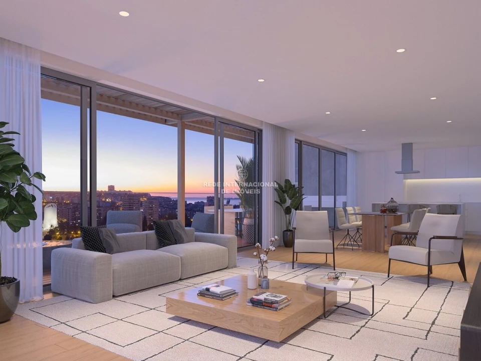 Apartamento T4 para Venda em Algés, Linda-A-Velha e Cruz Quebrada-Dafundo Foto 6