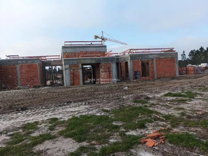 Moradia T4 para Venda em Grândola e Santa Margarida da Serra Foto 10