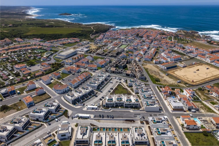 Apartamento T3 para Venda em Porto Covo Foto 4