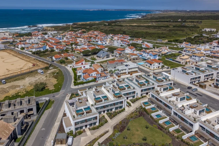 Apartamento T3 para Venda em Porto Covo Foto 8