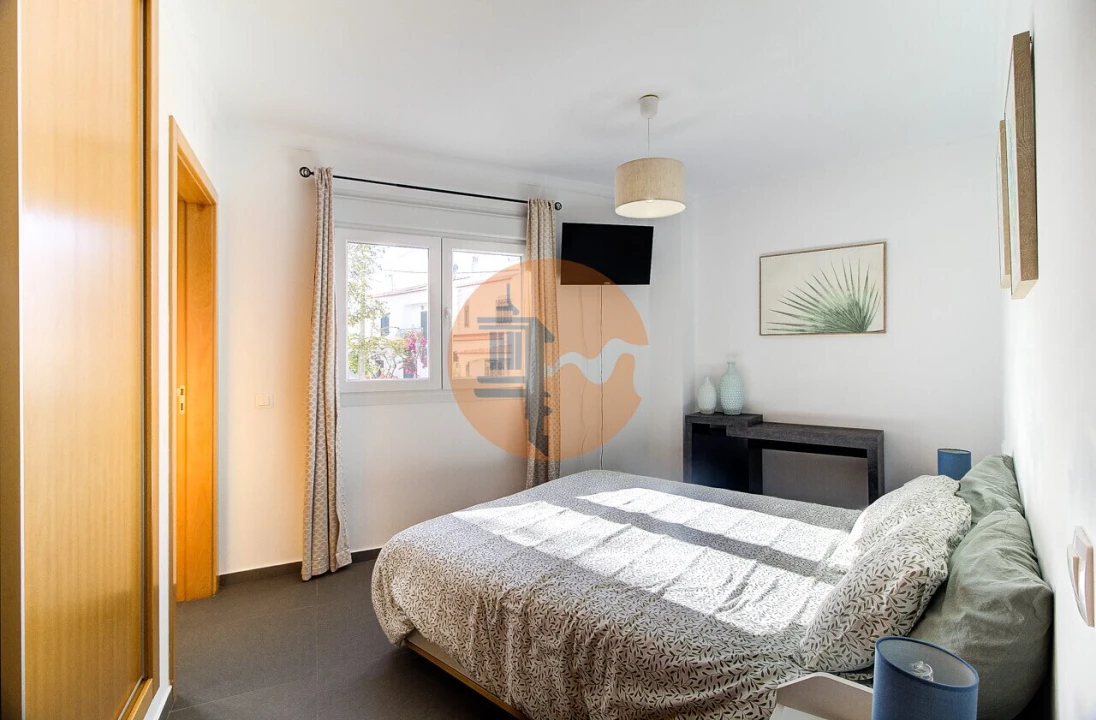 Apartamento T2 para Venda em Vila Real de Santo Antonio Foto 5