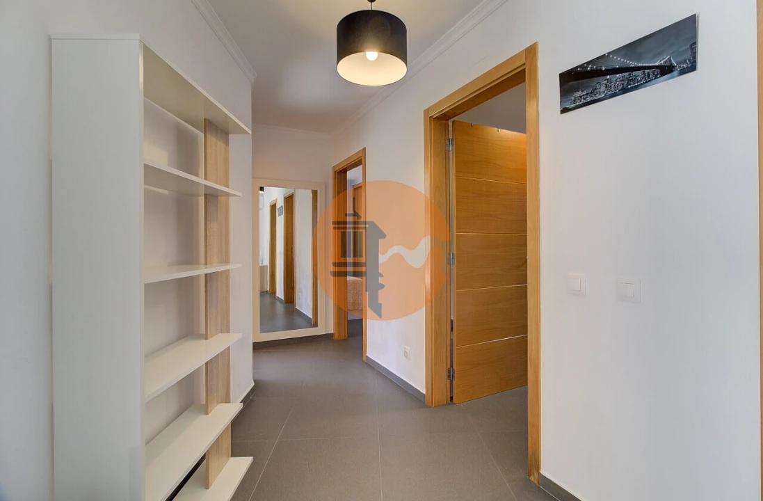 Apartamento T2 para Venda em Vila Real de Santo Antonio Foto 16