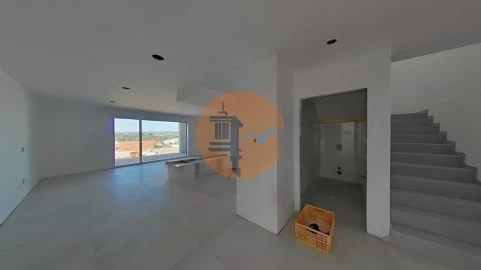 Moradia T4 para Venda em Altura