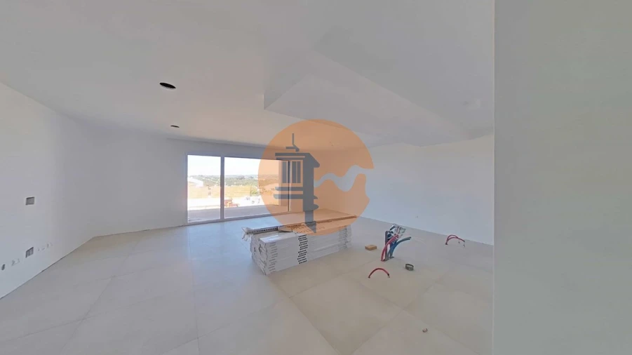 Moradia T4 para Venda em Altura Foto 3