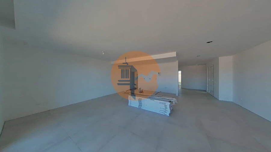 Moradia T4 para Venda em Altura Foto 14